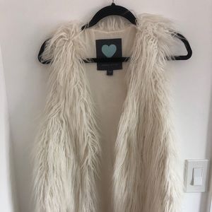 Kendal and Kyle white fur vest
